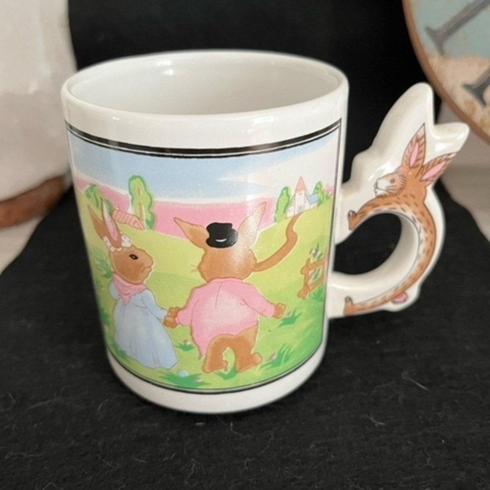 Vintage 1994 PETER RABBIT Shaped 3D Handle Easter Bunny Coffee Mug Set of 2 - Picture 8 of 14